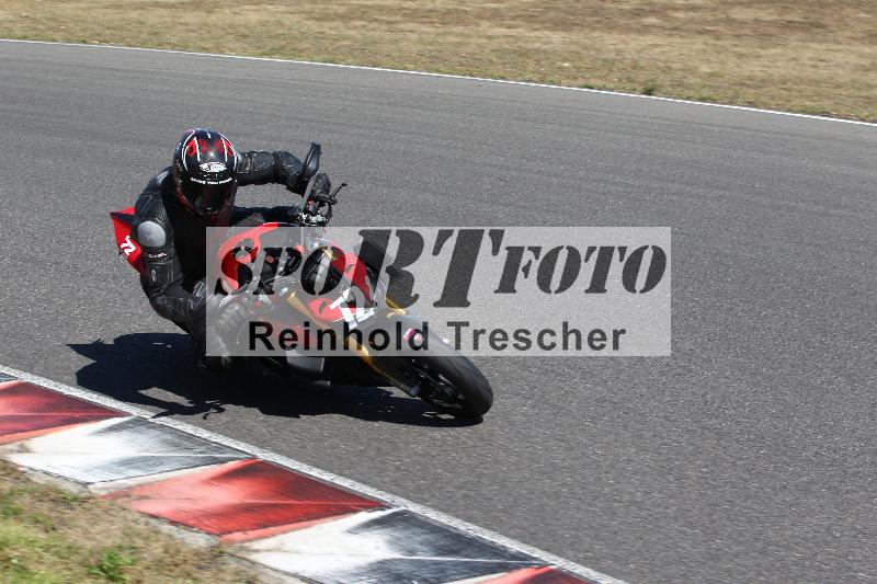 Archiv-2022/53 12.08.2022 Discover The Bike ADR/Race 3/72